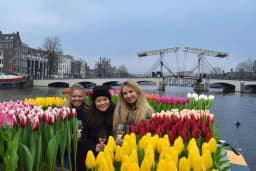 Amsterdam canal cruise with food